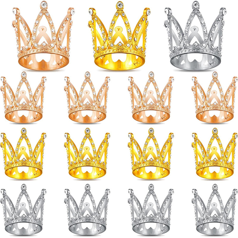 Ventas transfronterizas de aleación dorada corona de cabeza para niños fiesta de cumpleaños decoración de perlas de diamante decoración de pastel 15 piezas