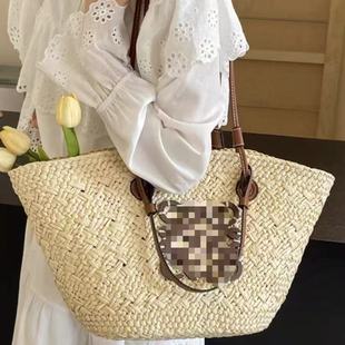 �F؛�μ�������ٴ����ذ�б���ɳ�����ݾ���Ů��2025�¿�