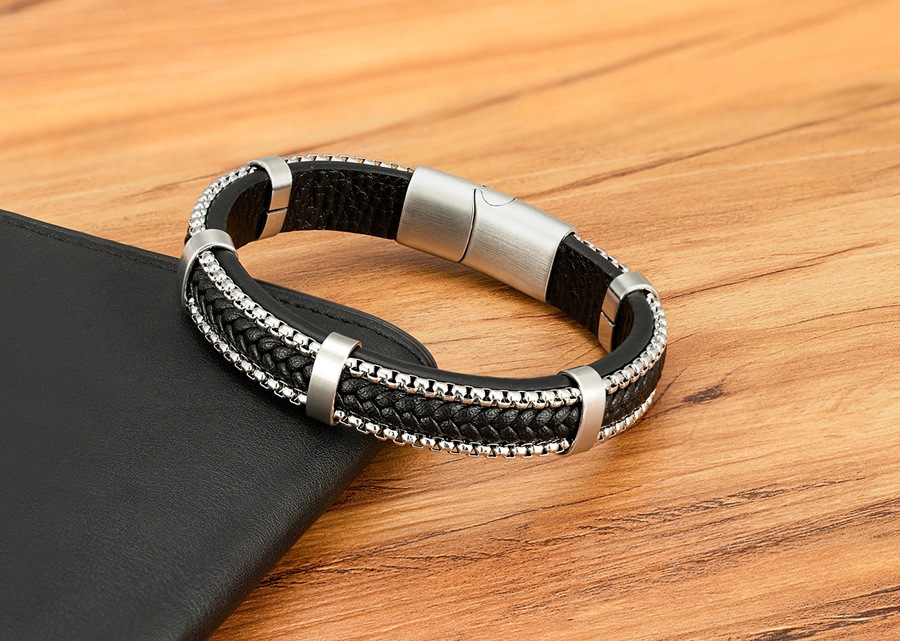 38g Weight Vintage Style Geometric Pu Leather Titanium Steel Plating Men's Wristband Men Cord & Leather Bracelets