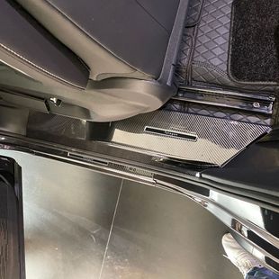 Carbon Fiber Welcome Pedal, Carbon Fiber Pattern Rear Guard, Inner Door Sill Strip, Door Sill Strip for Volkswagen Lanzheng Modification