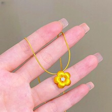 ���ͬ��Խ��ɳ�����z�ʯС�𻨵����c荽�ɫ�����朶����Ů��