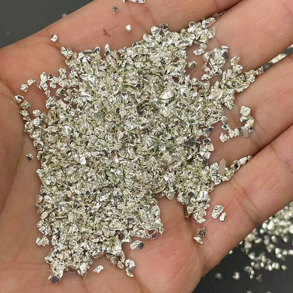 glass accessory for manicure