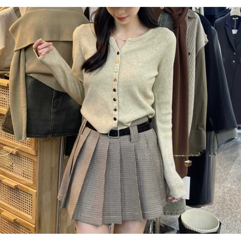 Ранний осенний вязаный кардиган для женщин, топы с длинными рукавами, осенние и зимние новые утягивающие свитера в корейском стиле в нежном стиле.