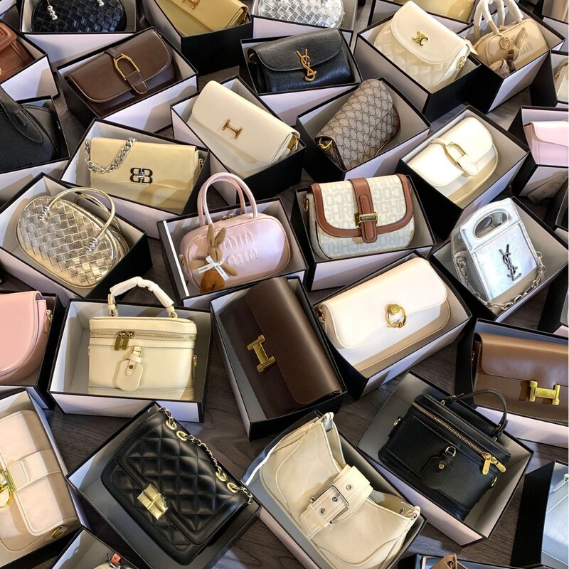 Brand New Women's Bags, Original Packaging, Mixed Styles, Wholesale for Foreign Trade Live Sales