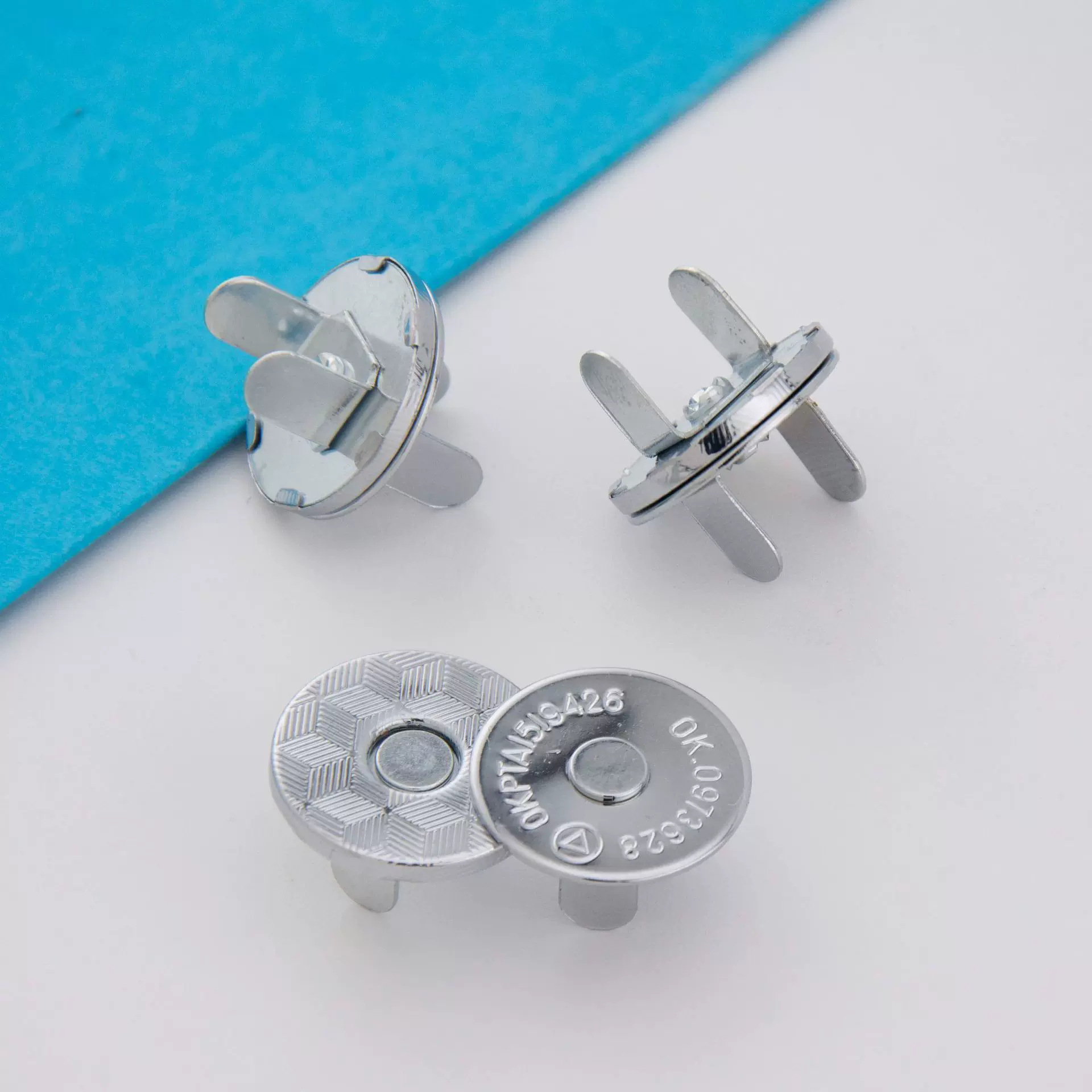 厂家直销大超铜单挂铬磁钮箱包皮具服饰配件金属圆形强磁铁钮扣