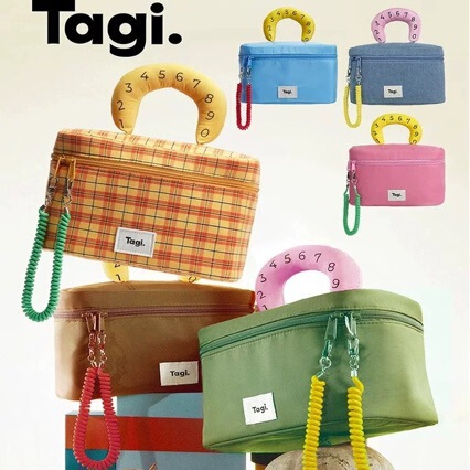 Large-Capacity Cosmetic Bag Tagi Hadao Correct Version Original Label Cosmetics Cosmetics Bag Souvenir Portable Toiletry Bag