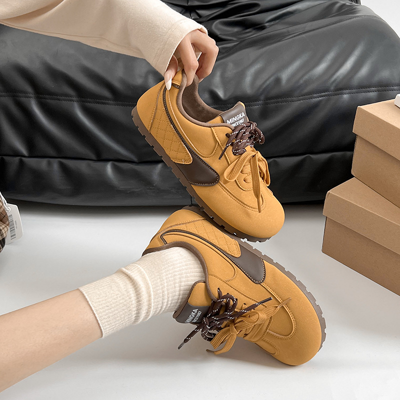 Casual todo-fósforo retro nicho amarillo alemán zapatos de entrenamiento mujer 2025 nueva primavera y otoño zapatos deportivos planos de carreras de suela fina image 4