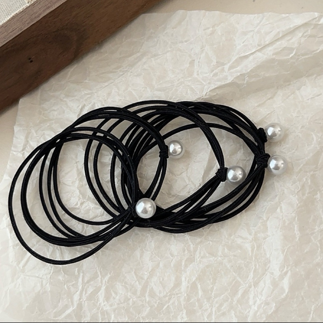 South Korea Dongdaemun Simple Fashion Elegant Pearl Head Rope Women's Elegant Black Commuter All-match Rubber Strand Hair Rope