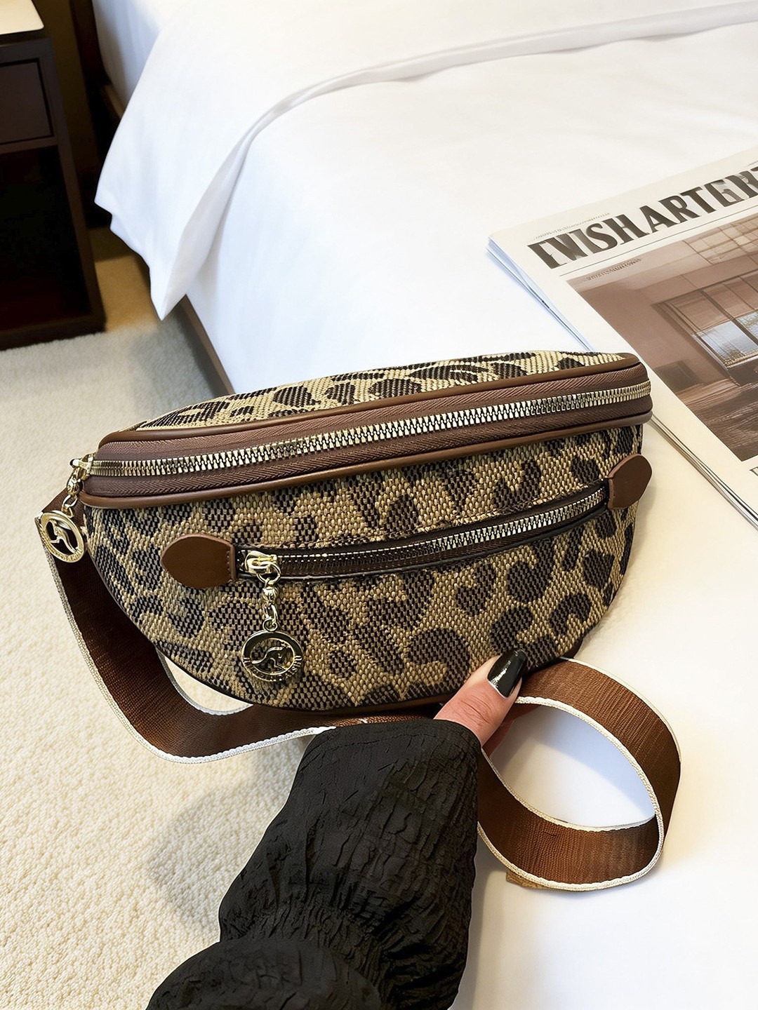 2026 nuevo bolso de cintura de moda de moda para mujeres bolso de hombro universal nicho sensación de diseño bolso de bolsas de pellizco lujoso retro bolso de mochila