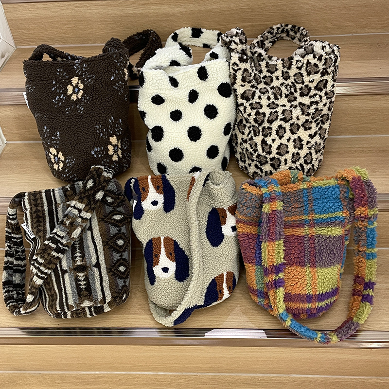 2024 bucket bag ins faux cashmere shoulder bag love leopard print polka dot pattern plush crossbody bag cloth bag