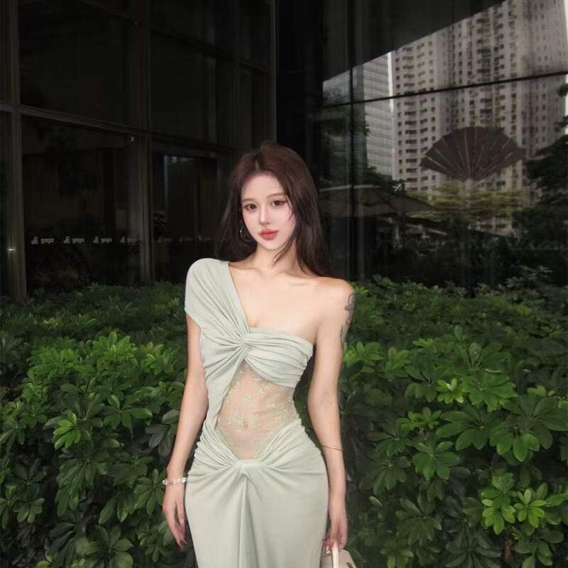 Improved Version. Contact Us for Actual Product Images. Sister-Style Design with Twist Knot, Hollow-Out, Sheer, Off-The-Shoulder, Slim Fit