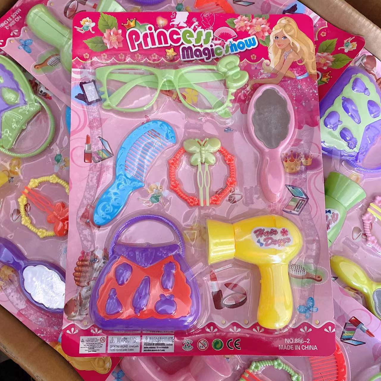 Juguetes para niños playa Tarjeta de succión juguete pistola juego casa juguete pintura juguetes 2 yuanes grandes almacenes al por mayor