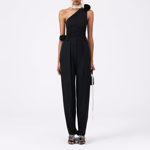 2024 new summer style three-dimensional flower decorative temperament sexy versatile slimming slanted shoulder design tops and vests for women