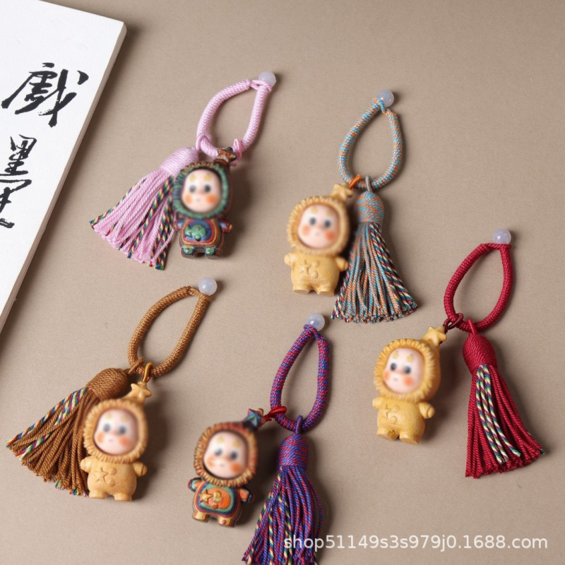 Gold Sandalwood Carved Star-Shaped Wooden Crafts Car Keychain Pendant Bag Charm Ornament