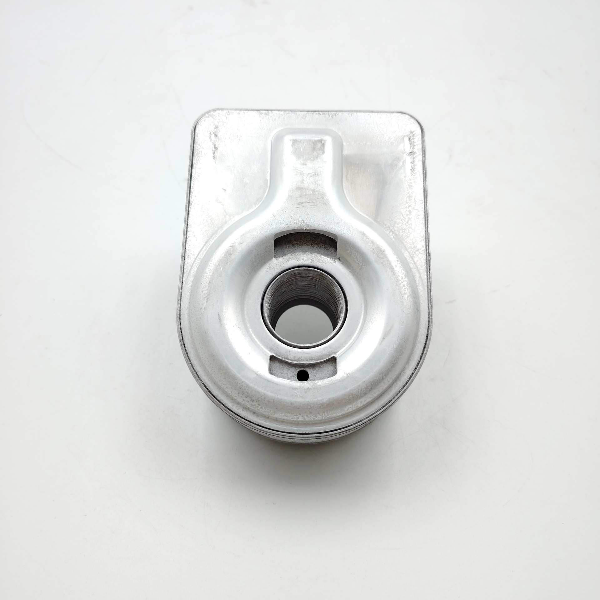 1013100-EG01T is suitable for Great Wall engine oil cooler, oil cooler for domestic vehicles