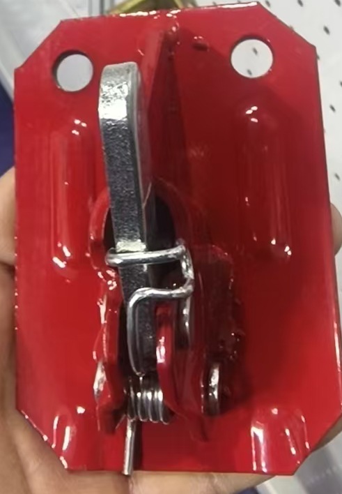 Nuevo tipo de hebilla de placa plana soldada repetida y duradera de hebilla de mariposa de hebilla de construcción especial de tensión de hebilla de placa plana para puente de columna de pared