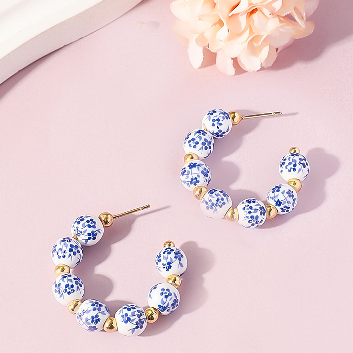 1 Pair Geometric Retro Classic Style Ceramics Ear Studs display picture 3