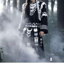 苗疆写真摄影男士套装旅拍服饰苗族土家族民族新款少数民族服装