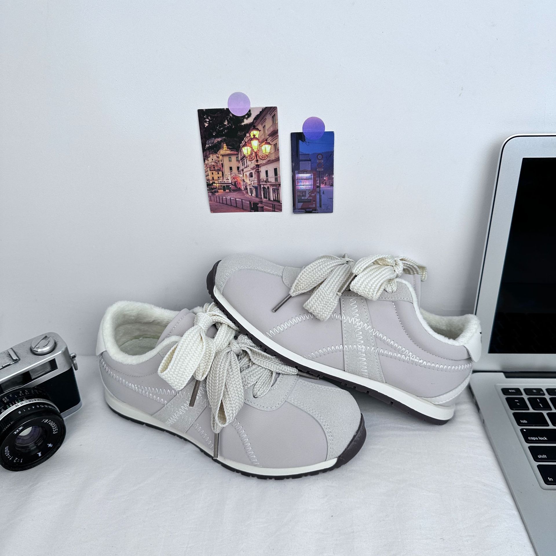 Versión coreana más zapatos de terciopelo Forrest Gump zapatos casuales cómodos 2024 otoño e invierno nuevo estilo todo-fósforo deportes ligeros A9880 generación