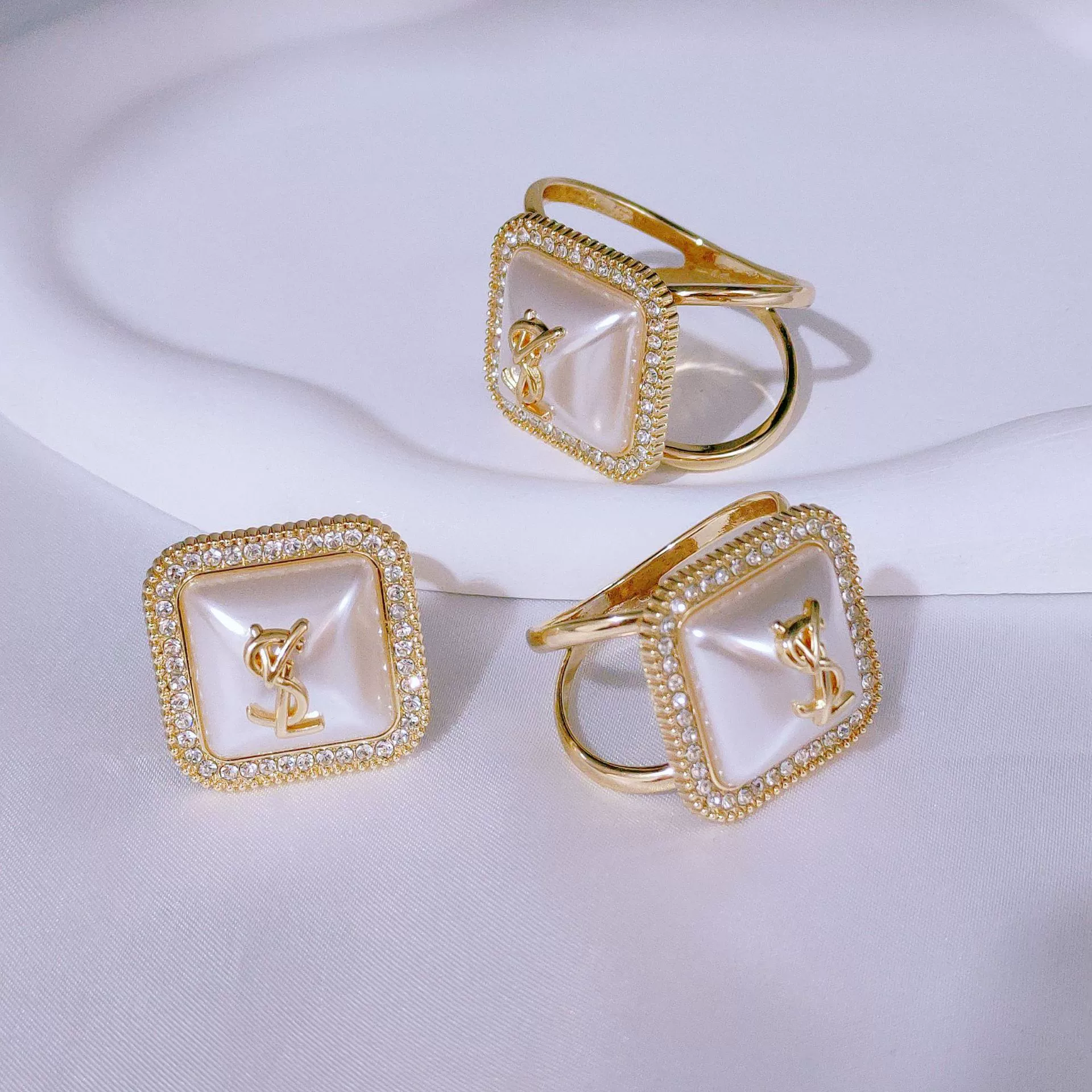 Square high-end belt from pearl, buckle, scarf, accessory, high-quality style