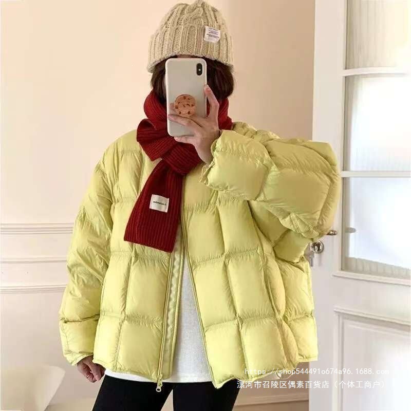 Winter new Korean style 2026 round neck cute small checkered loose warm padded cotton coat Winter new Korean style 2026 round neck cute small checkered loose warm padded cotton coat