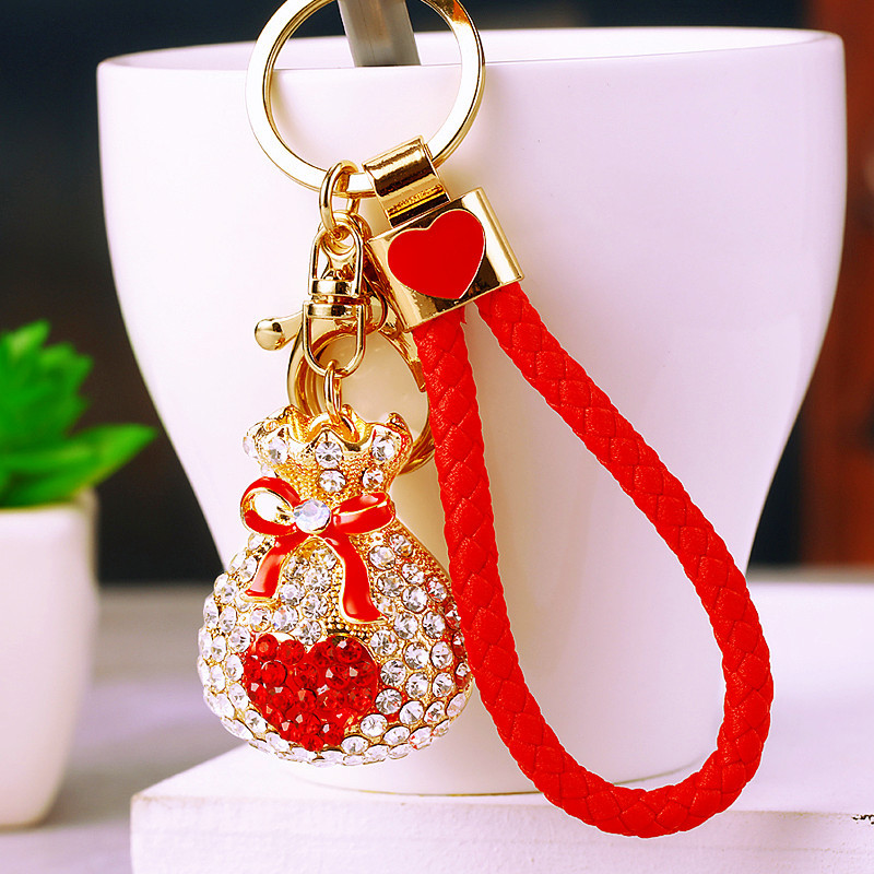 Diamond Embellished Heart Shaped Keyring For Handbags And Keys_voghion.com