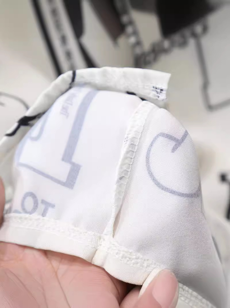 5305 Traje de verano para niños 2024 Camisa de manga corta para niños guapos de nuevo estilo Traje de dos piezas rojo para bebés de moda