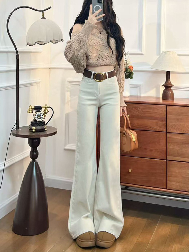 Women's High-rise White Embroidered Flared Jeans Boho Style Spring_voghion.com