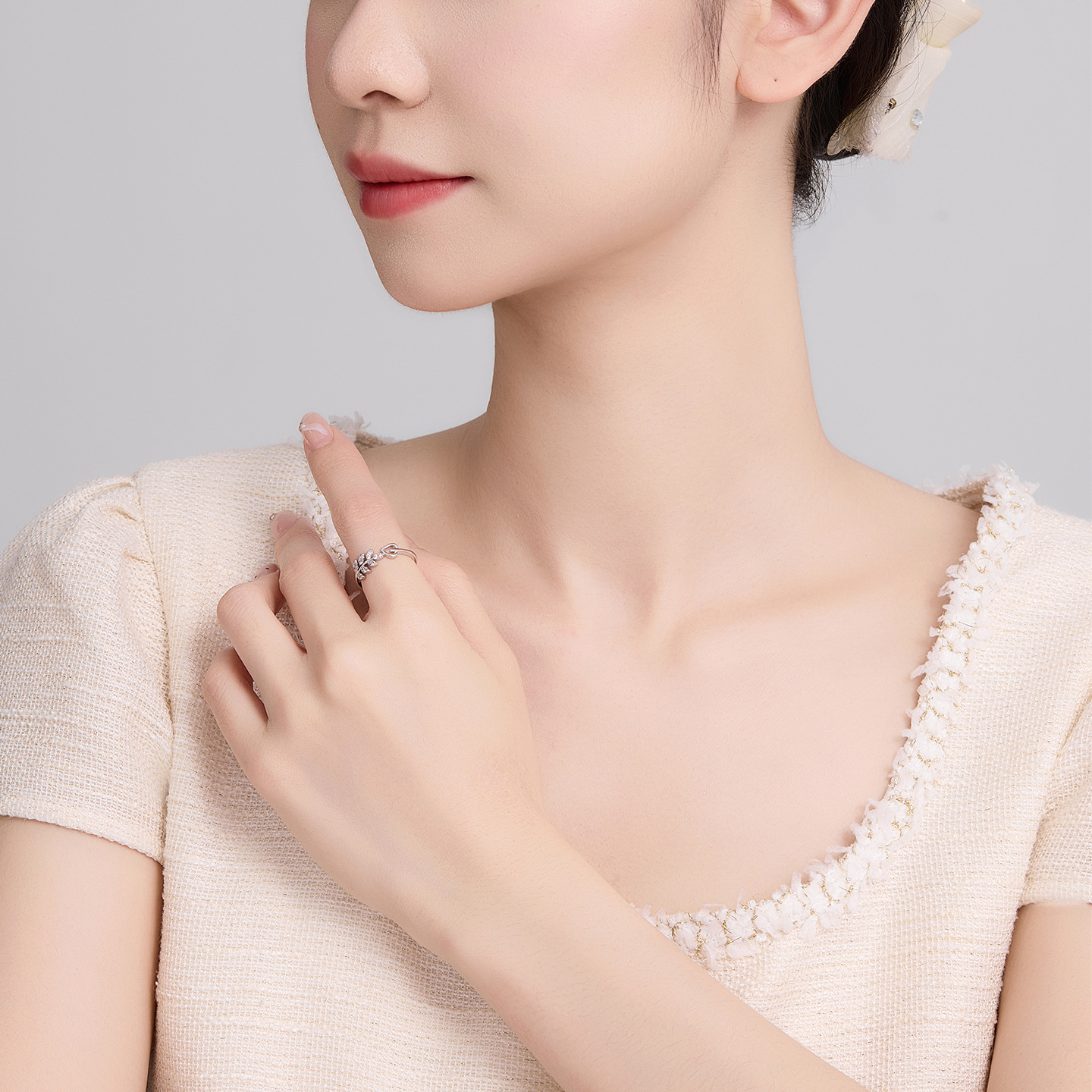Xuping simple estilo japonés coreano ins amor anillo de trigo nicho diseño diario fácil de llevar lujoso temperamento ligero joyas de mano para mujeres