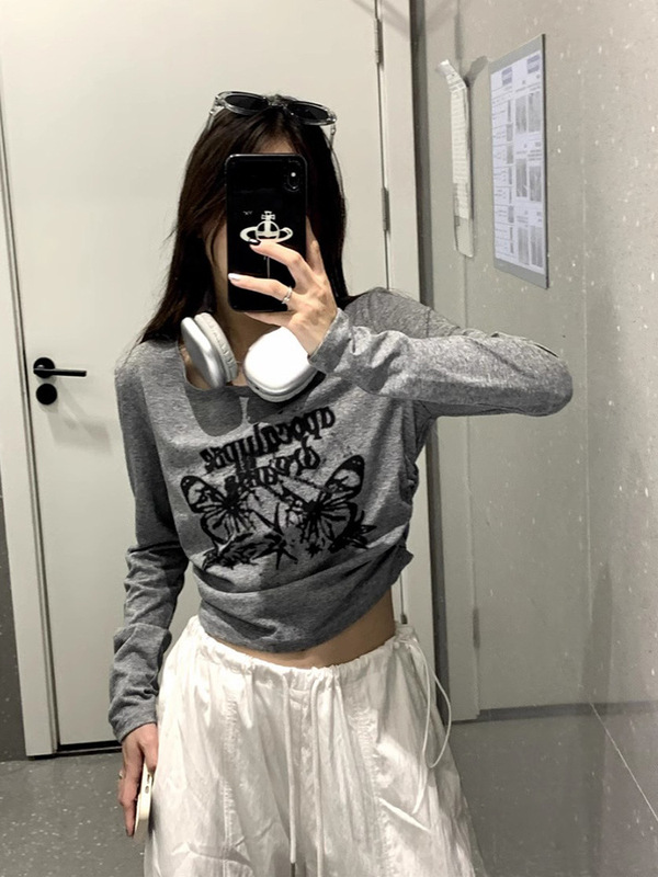 美式复古蝴蝶字母印花长袖T恤女秋冬辣妹潮牌设计感做旧短款上衣|undefined