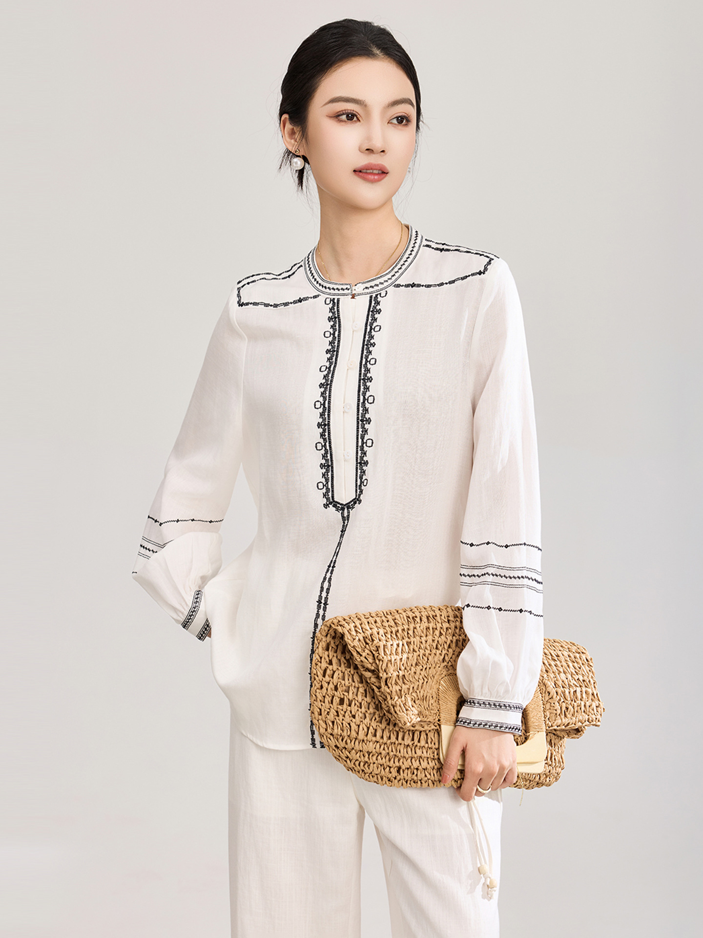 Áo sơ mi nữ chất liệu linen phối màu tay ngắn phong cách Pháp — màu xanh nhạt
