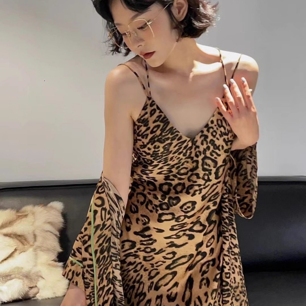 豹紋睡裙吊帶兩件套冰絲絲綢薄款夏季睡衣性感女時尚休閒奢華高級