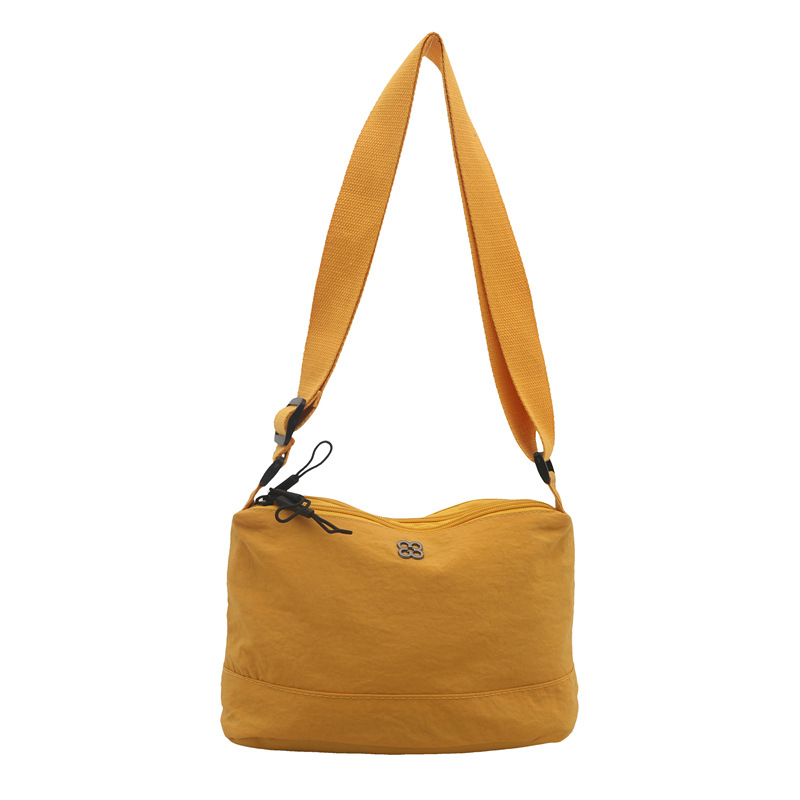 2024 invierno nuevo estilo casual simple de gran capacidad bolso de hombro para mujer bolso de lona ligero de alto valor bolso de mensajero