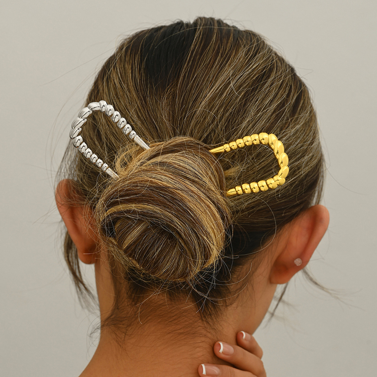 Europeos y estadounidenses simples cabello de disco U-pin de cabello dobles pinzas torcidas antiguo toque de cabeza de pelo de pelo lateral de cabeza de bola