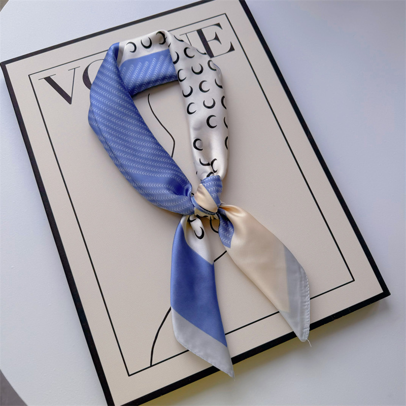 Primavera y verano nueva bufandas de impresión de letras de satén 70 × 70 bufandas de seda pequeñas bufandas cuadradas de alta calidad bufandas de estilo francés