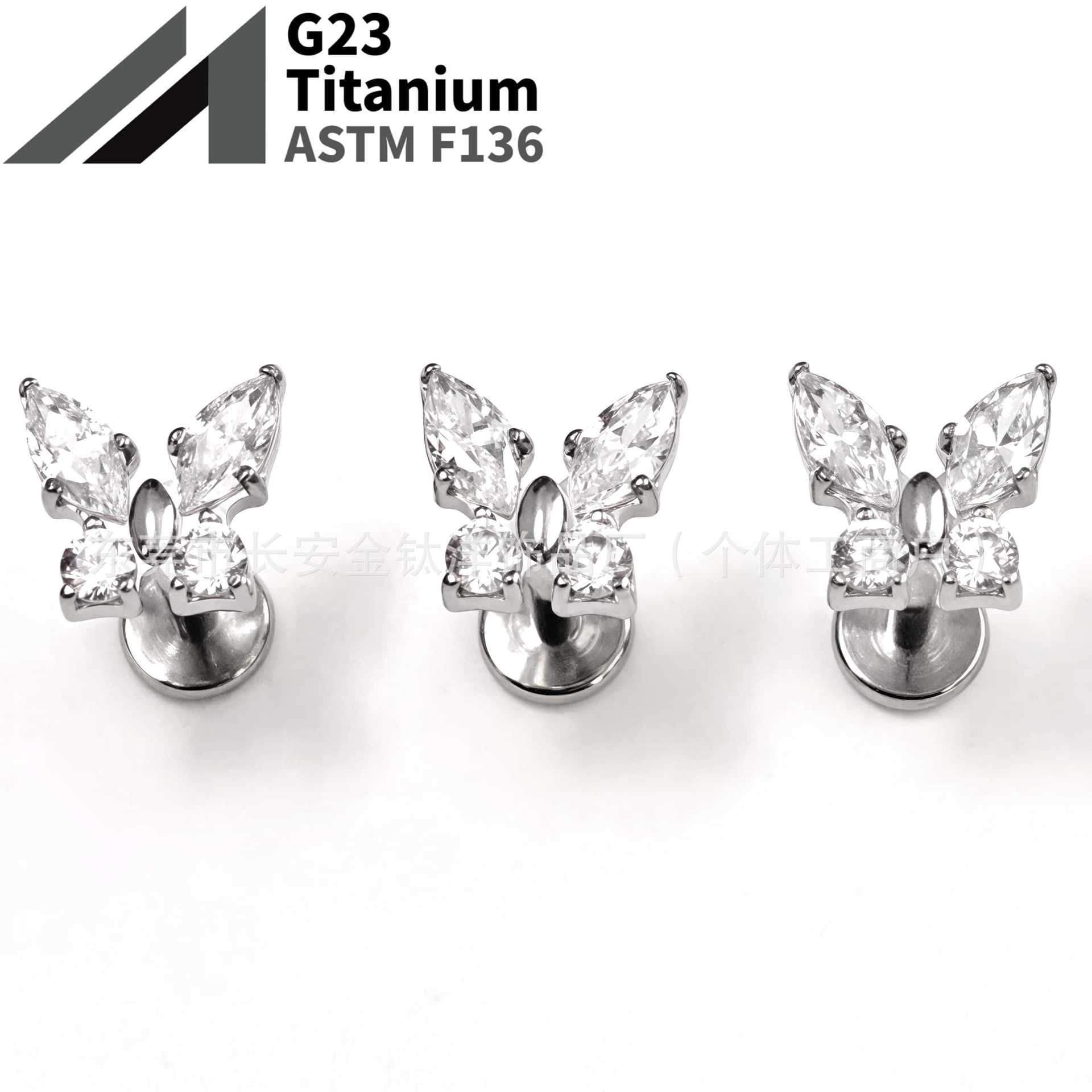 16G labret stud size and finish detail