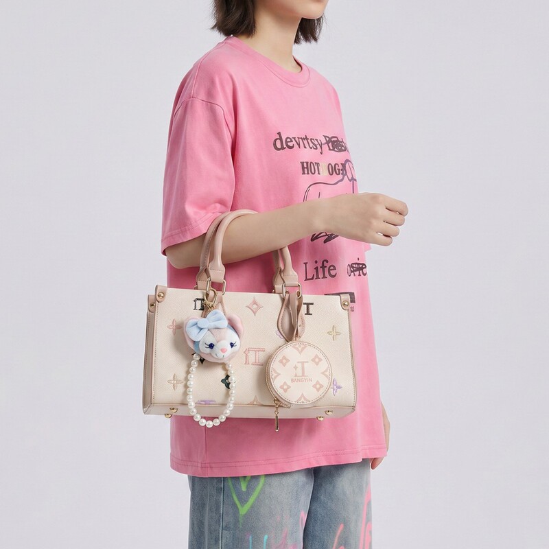 Niche Designer Fashion Simple One-Shoulder Handbag Crossbody Bag for Women and Girls, Age-Reducing, Suitable for Commuting, Students, Simple and Cute