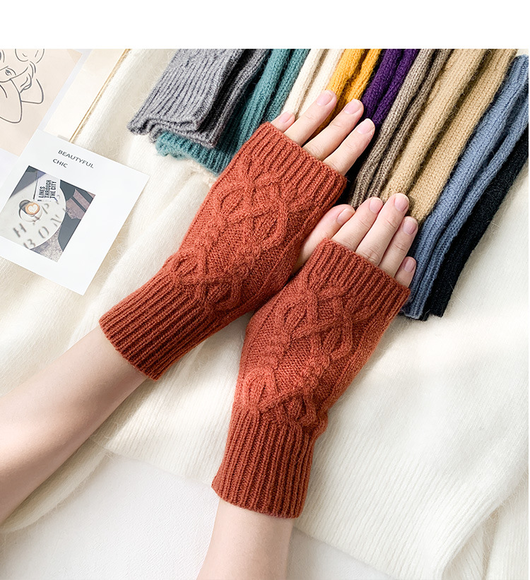 Unisex Sweet Simple Style Solid Color Gloves 1 Pair display picture 15