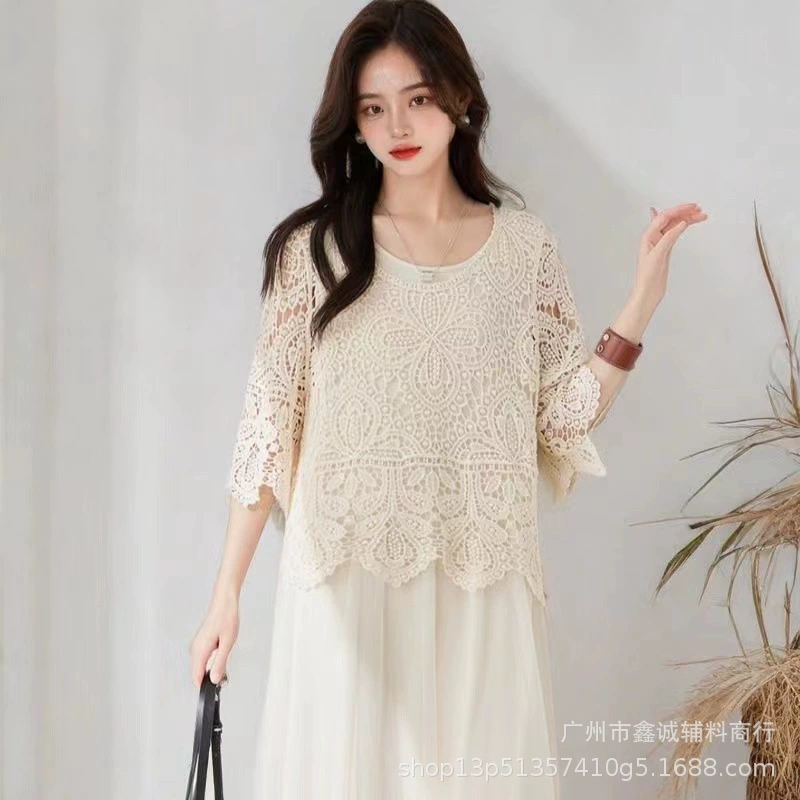 Hollow lace women's short top, French square collar, lightweight sunscreen shirt, one size