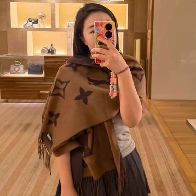 L家 Classic cashmere, scarf, fashionable universal keep warm cloak, internet celebrity