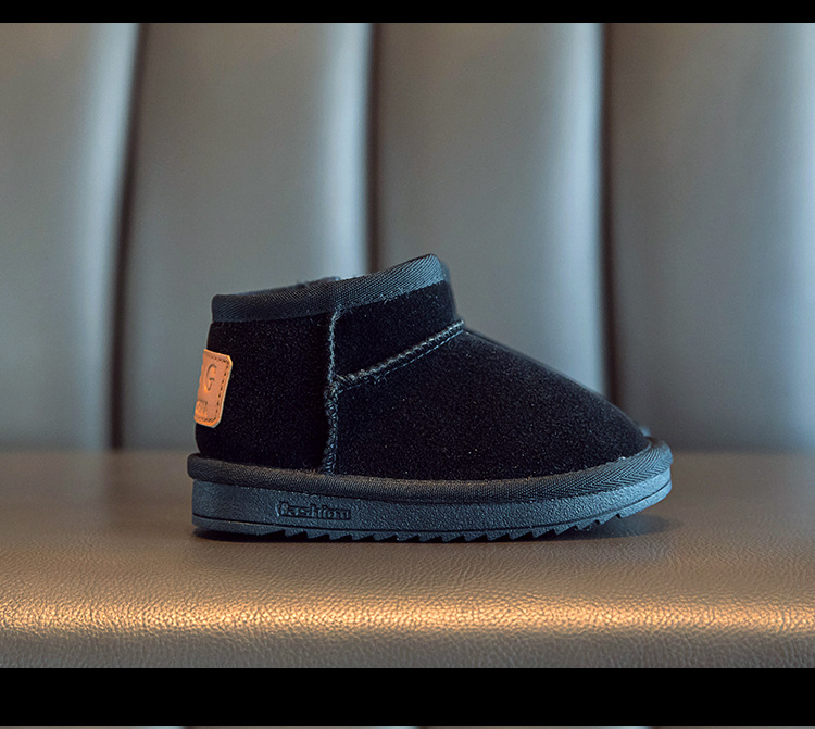 Stivali da neve per bambini 2023 Stivali corti da bambina con peluche spesso Stivali da bambino di medie e grandi dimensioni Scarpe di cotone per ragazzi Calde_voghion.com