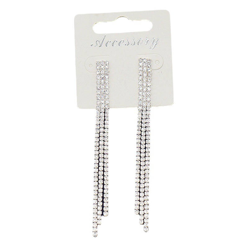 New Elegant Luxury Hole Green Rhinestone Earrings Women's Joker Chain Long Three Row Tassel Drill Earrings Earrings Wholesale