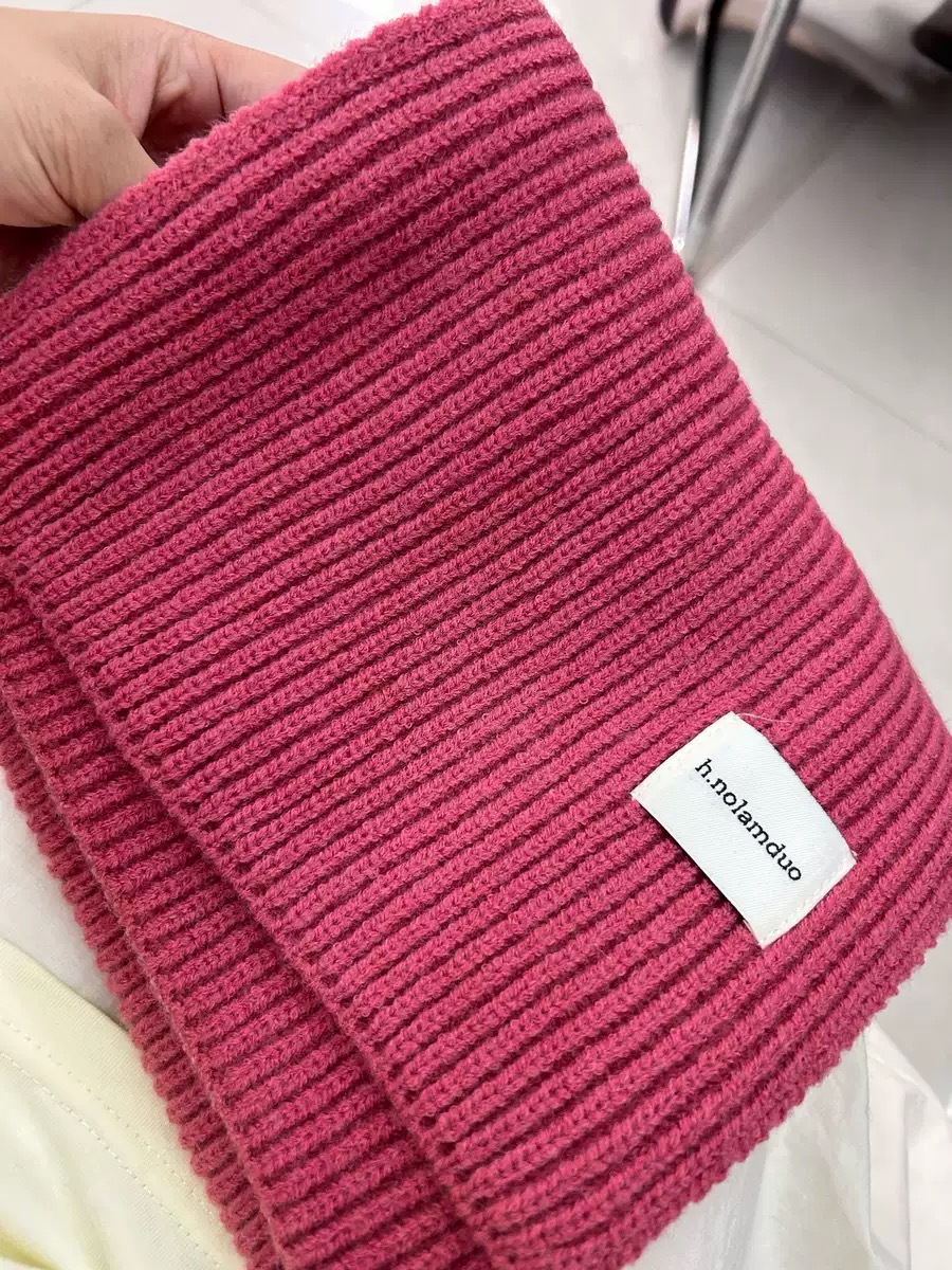 純色のニットのマフラーの女性秋冬の韓国版の学生の毛糸の百合の保温の厚いマフラーのカップルの潮男のカップル