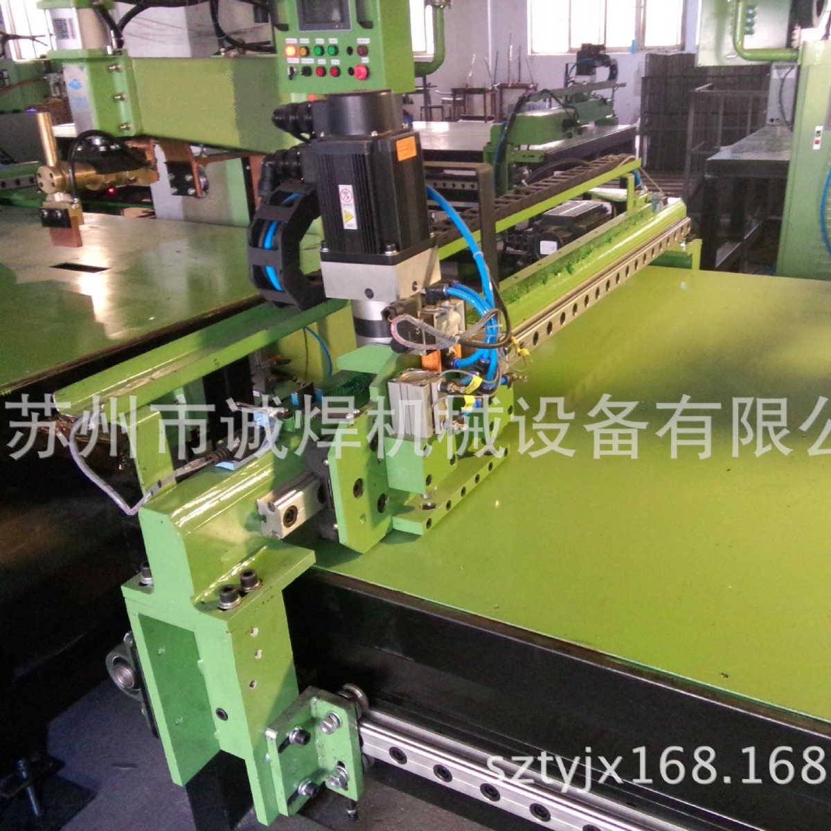 ���ݳϺ���е��Ӧ150KW�����ź����������Զ��ź�����XY���ź���