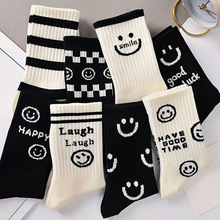 A 40184 Smiley Mid-calf Socks Ц����ͲŮ��羳����ͨ����