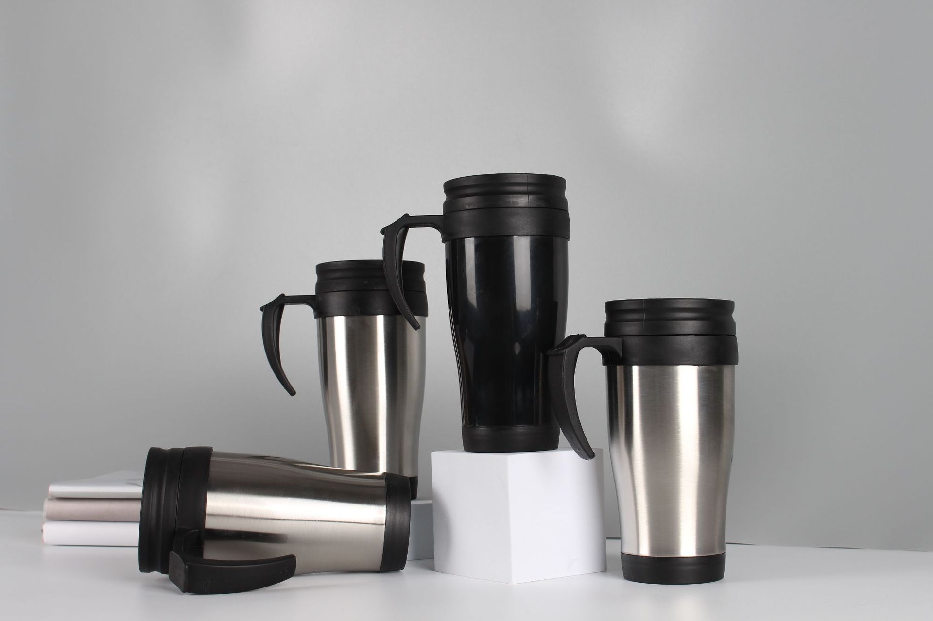 Double-wall Insulated Travel Mug For Drinks With Custom Print_voghion.com