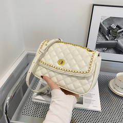 Ladies' 2024 Spring New Arrival Forest System High Beauty Versatile Single Shoulder Crossbody Bag Small Square Bag with Fringe Chain Design