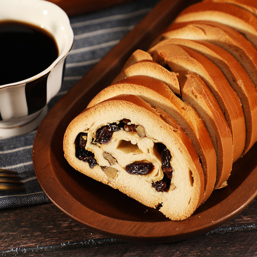Russian-style large loaf sliced bread Xinjiang walnut nuts breakfast bread 508g retail wholesale