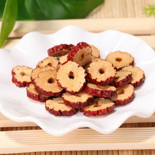 Wholesale distribution of Xinjiang jujube rings, 500g of Ruqiang ash jujube dry, for cooking porridge and making fruit tea with jujube slices, dried jujube rings.