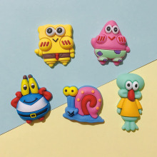 海绵宝宝配饰软胶手机壳DIY装饰品水杯贴PVC冰箱贴洞洞鞋扣服饰包